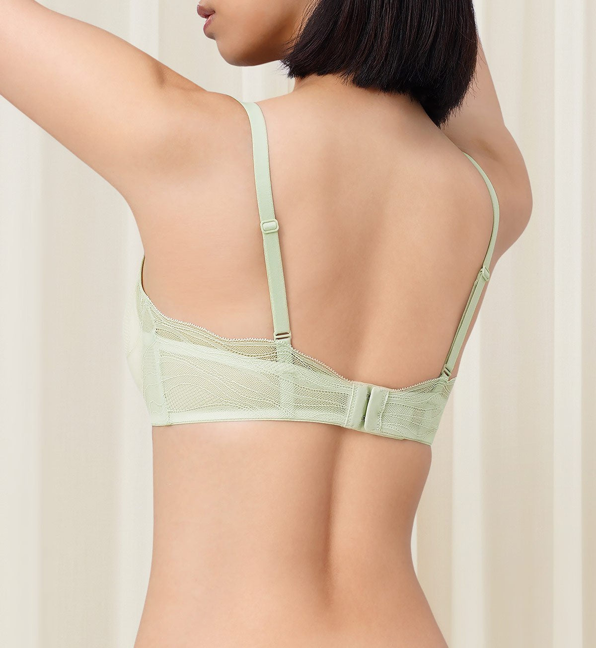 Style Airy Wired Push Up Deep V Bra in Sweet Green